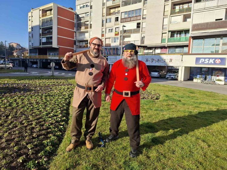 Karlovački patuljci