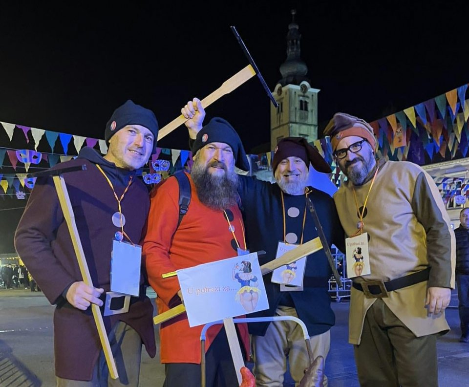 “Grabričkim patuljcima” u Samoboru izmakla festivalska nagrada, a to komentiraju motom: Važno je nastupiti!